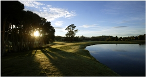 Great Golfing Facilities Only A few Minutes Drive From Bohemia Resort Cairns